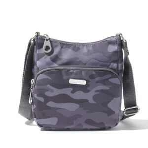 NWT Baggallini Joey Bagg Crossbody Bag in Grey Camouflage